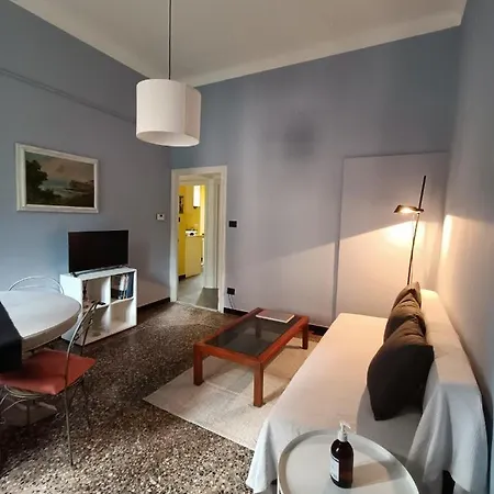 Redipuglia21home A Fianco Ospedale E Gênes