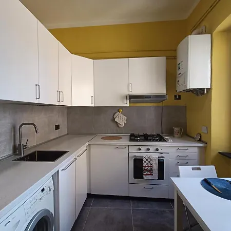 Apartment Redipuglia21home A Fianco Ospedale E Genoa